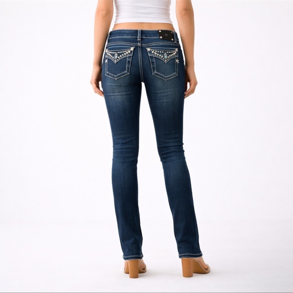 📌Miss Me Mid-Rise Skinny Jeans Women’s 30 NWOT Dark Wash Stretch 31 Inseam Denim - Picture 3 of 6